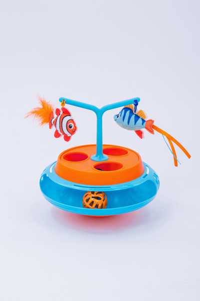 Brinquedo Interativo Giratório para Gatos com Peixes Suspensos